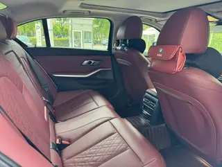 BMW 3 Series 2023 325Li M Sports suit interior photo 9