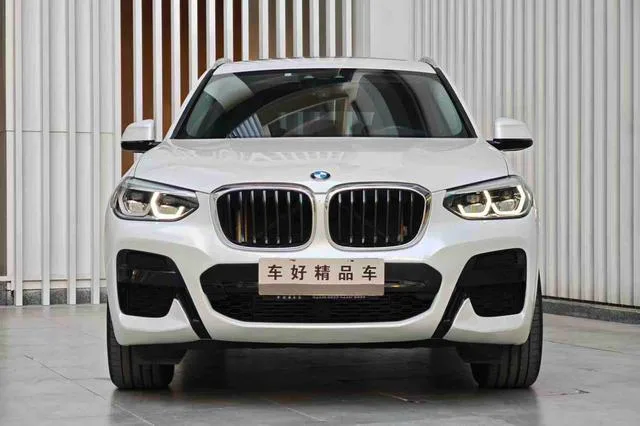 BMW X3 2021 xDrive25i M Conjunto deportivo exterior foto 2 BMW X3 2021 xDrive25i M Conjunto deportivo exterior foto 2