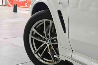 BMW X3 2021 xDrive25i M Conjunto deportivo exterior foto 6 BMW X3 2021 xDrive25i M Conjunto deportivo exterior foto 6