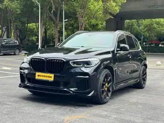 BMW X5 2022 xDrive 30Li Premium Class M Sports suit
