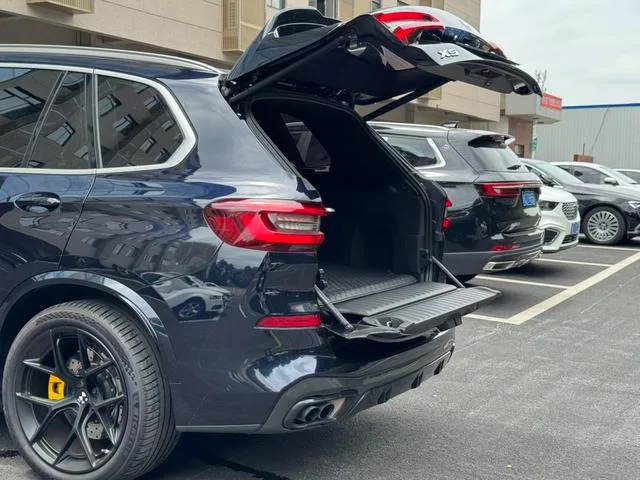 BMW X5 2022 xDrive 30Li Type de luxe M Ensemble de sport intérieur photo 9 BMW X5 2022 xDrive 30Li Type de luxe M Ensemble de sport intérieur photo 9