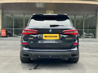 BMW X5 2022 xDrive 30Li Type de luxe M Ensemble de sport intérieur photo 12 BMW X5 2022 xDrive 30Li Type de luxe M Ensemble de sport intérieur photo 12