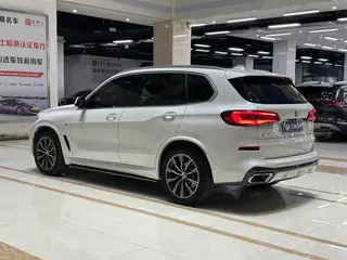 BMW X5 2022 xDrive30i M Sports suit exterior photo 8 BMW X5 2022 xDrive30i M Sports suit exterior photo 8