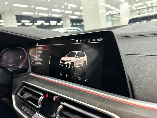 BMW X5 2022 xDrive30i M Sports suit interior photo 14 BMW X5 2022 xDrive30i M Sports suit interior photo 14