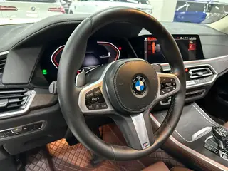BMW X5 2022 xDrive30i M Sports suit interior photo 15 BMW X5 2022 xDrive30i M Sports suit interior photo 15