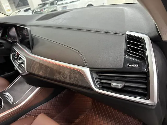 BMW X5 2022 xDrive30i M Sports suit interior photo 18 BMW X5 2022 xDrive30i M Sports suit interior photo 18