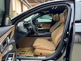 Mercedes-Benz E-Class 2025 Restyling E 300 L Fashionable Passenger car exterior photo 9 Mercedes-Benz E-Class 2025 Restyling E 300 L Fashionable Passenger car exterior photo 9