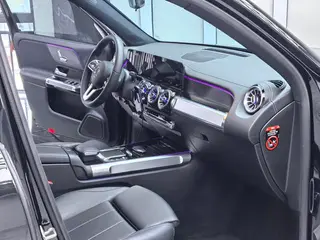 Mercedes-Benz GLB 2021 GLB 200 Dinámico interior foto 11 Mercedes-Benz GLB 2021 GLB 200 Dinámico interior foto 11