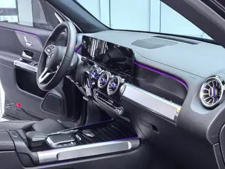 Mercedes-Benz GLB 2021 GLB 200 Dinámico interior foto 14 Mercedes-Benz GLB 2021 GLB 200 Dinámico interior foto 14