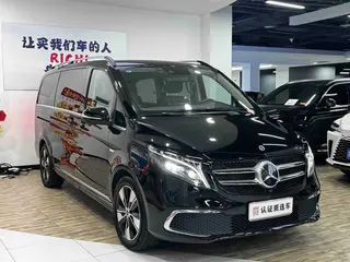 Mercedes-Benz V-Class 2022 V 260 Versión de lujo exterior foto 4 Mercedes-Benz V-Class 2022 V 260 Versión de lujo exterior foto 4