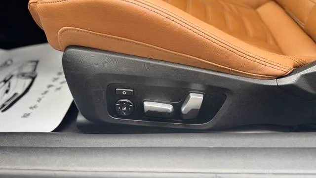 BMW 4 Series 2021 430i M Sports Night Suit interior photo 10 BMW 4 Series 2021 430i M Sports Night Suit interior photo 10