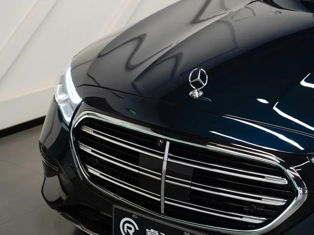 Mercedes-Benz E-Class 2024 E 300 L Acabado premium Coche exterior foto 8 Mercedes-Benz E-Class 2024 E 300 L Acabado premium Coche exterior foto 8