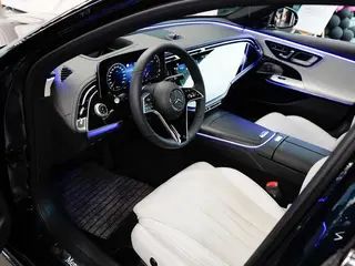 Mercedes-Benz E-Class 2024 E 300 L Acabado premium Coche exterior foto 10 Mercedes-Benz E-Class 2024 E 300 L Acabado premium Coche exterior foto 10