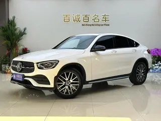 Mercedes-Benz GLC Coupe 2023 GLC 300 4MATIC Coupé SUV exterior foto 1 Mercedes-Benz GLC Coupe 2023 GLC 300 4MATIC Coupé SUV exterior foto 1