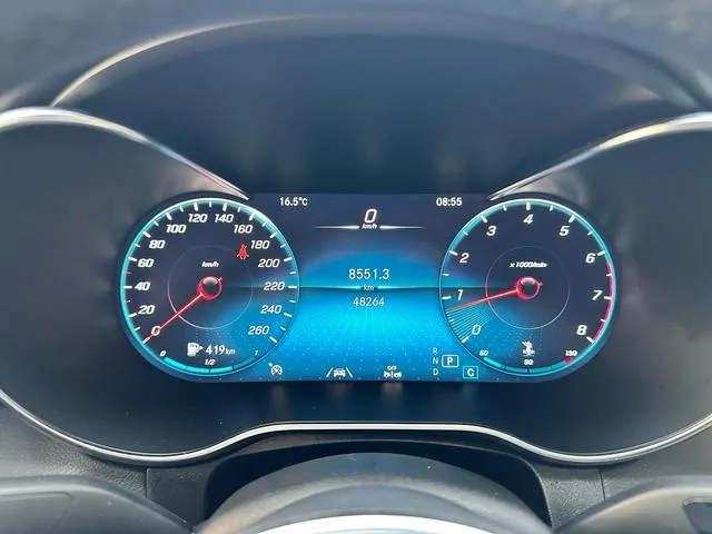 Mercedes-Benz GLC Coupe 2023 GLC 300 4MATIC Coupé SUV interior foto 20 Mercedes-Benz GLC Coupe 2023 GLC 300 4MATIC Coupé SUV interior foto 20