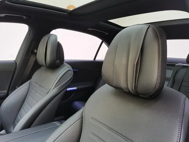 Mercedes-Benz C-Class 2025 Restyling C 260 L Sports version interior photo 11 Mercedes-Benz C-Class 2025 Restyling C 260 L Sports version interior photo 11