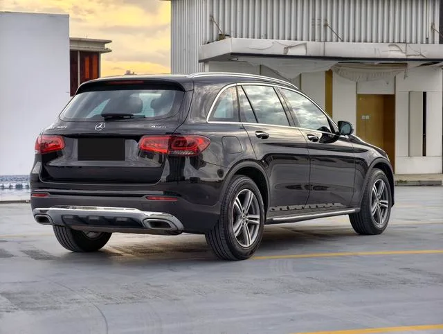 Mercedes-Benz GLC 2021 GLC 260 L 4MATIC Dinámico exterior foto 5 Mercedes-Benz GLC 2021 GLC 260 L 4MATIC Dinámico exterior foto 5