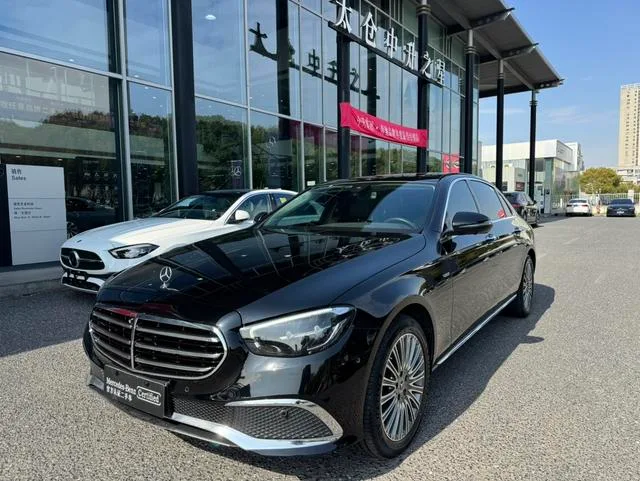 Mercedes-Benz E-Class 2023 E 300 L Luxury type Passenger car exterior photo 1 Mercedes-Benz E-Class 2023 E 300 L Luxury type Passenger car exterior photo 1