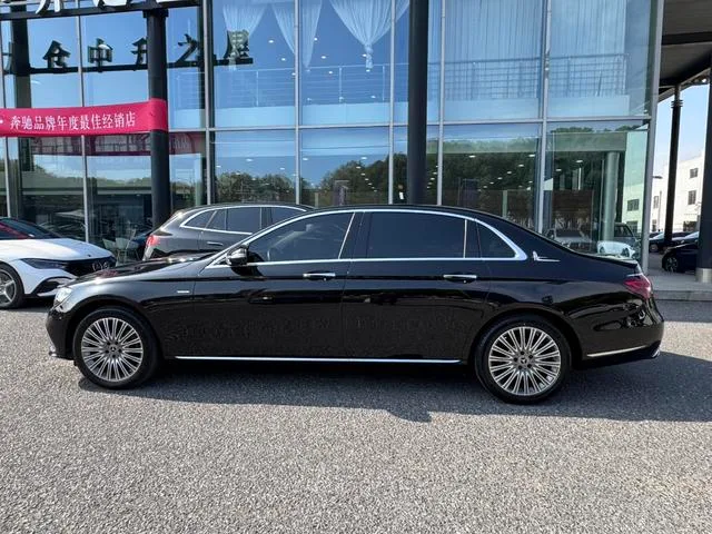 Mercedes-Benz E-Class 2023 E 300 L Luxury type Passenger car exterior photo 7 Mercedes-Benz E-Class 2023 E 300 L Luxury type Passenger car exterior photo 7