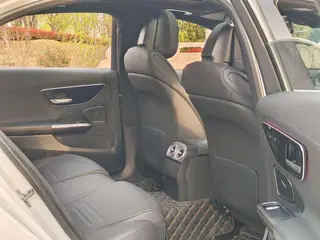 Mercedes-Benz C-Class 2023 Second change C 260 L Sports version interior photo 11 Mercedes-Benz C-Class 2023 Second change C 260 L Sports version interior photo 11