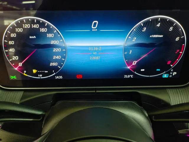 Mercedes-Benz C-Class 2023 Second change C 260 L Sports version interior photo 13 Mercedes-Benz C-Class 2023 Second change C 260 L Sports version interior photo 13