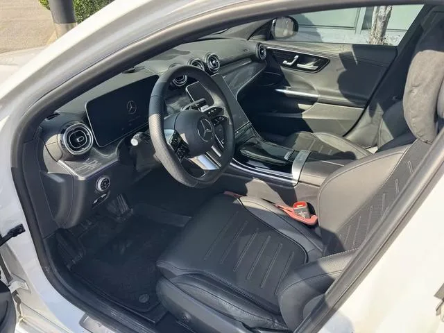 Mercedes-Benz C-Class 2025 C 260 L Sports version exterior photo 2 Mercedes-Benz C-Class 2025 C 260 L Sports version exterior photo 2