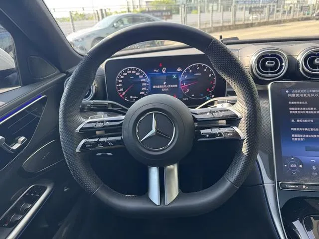 Mercedes-Benz C-Class 2025 C 260 L Sports version exterior photo 3 Mercedes-Benz C-Class 2025 C 260 L Sports version exterior photo 3