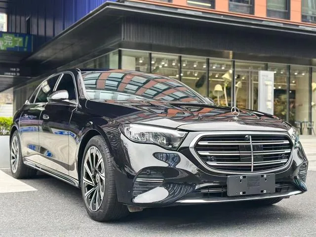Mercedes-Benz E-Class 2025 Restyling E 300 L Luxury type Passenger car exterior photo 3 Mercedes-Benz E-Class 2025 Restyling E 300 L Luxury type Passenger car exterior photo 3
