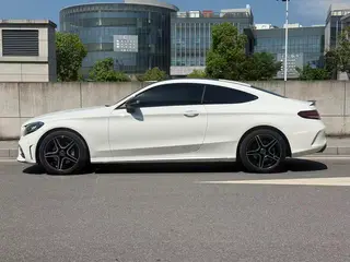 Mercedes-Benz C-Class 2022 C 260 Coupé exterior foto 4 Mercedes-Benz C-Class 2022 C 260 Coupé exterior foto 4