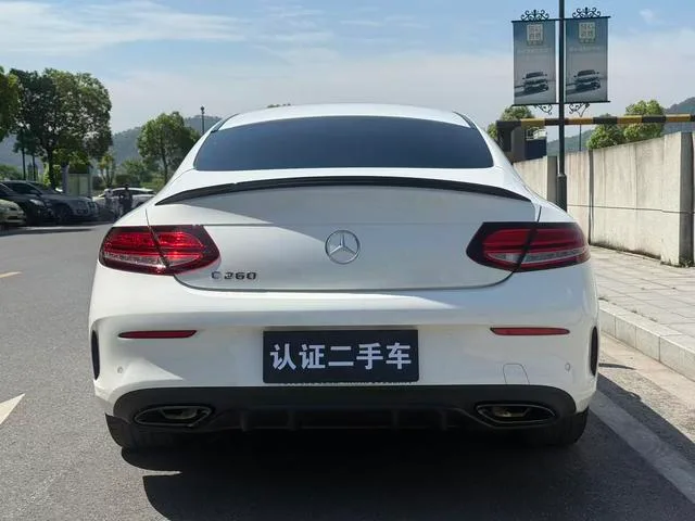 Mercedes-Benz C-Class 2022 C 260 Coupé exterior foto 6 Mercedes-Benz C-Class 2022 C 260 Coupé exterior foto 6