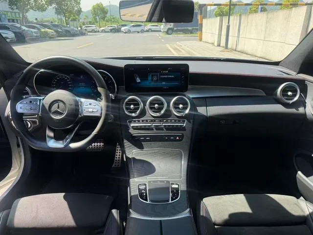 Mercedes-Benz C-Class 2022 C 260 Coupé interior foto 12 Mercedes-Benz C-Class 2022 C 260 Coupé interior foto 12