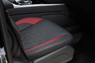Mercedes-Benz Mercedes-AMG G-Class 2023 AMG G 63 interior photo 13 Mercedes-Benz Mercedes-AMG G-Class 2023 AMG G 63 interior photo 13