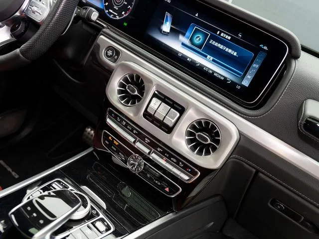 Mercedes-Benz Mercedes-AMG G-Class 2022 AMG G 63 interior foto 14 Mercedes-Benz Mercedes-AMG G-Class 2022 AMG G 63 interior foto 14