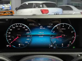 Mercedes-Benz A-Class 2022 Reforma A 200 L Edición de moda de coche deportivo interior foto 11 Mercedes-Benz A-Class 2022 Reforma A 200 L Edición de moda de coche deportivo interior foto 11