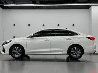 Changan Eado 2023 PLUS Enjoyment Edition Blue whale NE 1.4T GDI DCT Premium Trim interior photo 12 Changan Eado 2023 PLUS Enjoyment Edition Blue whale NE 1.4T GDI DCT Premium Trim interior photo 12