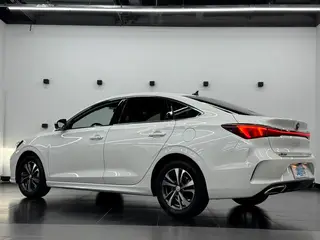 Changan Eado 2023 PLUS Enjoyment Edition Blue whale NE 1.4T GDI DCT Premium Trim interior photo 13 Changan Eado 2023 PLUS Enjoyment Edition Blue whale NE 1.4T GDI DCT Premium Trim interior photo 13