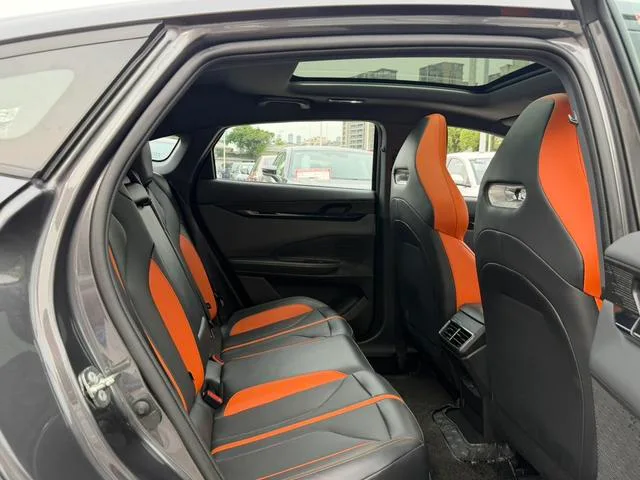 Changan UNI-V 2024 1.5T Sport de luxe intérieur photo 14 Changan UNI-V 2024 1.5T Sport de luxe intérieur photo 14