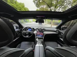 Mercedes-Benz C-Class 2023 C 260 L Edición deportiva Haoye interior foto 9 Mercedes-Benz C-Class 2023 C 260 L Edición deportiva Haoye interior foto 9