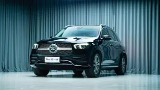 Mercedes-Benz GLE (Imported) 2023 GLE 350 4MATIC Estilo de moda exterior foto 1 Mercedes-Benz GLE (Imported) 2023 GLE 350 4MATIC Estilo de moda exterior foto 1