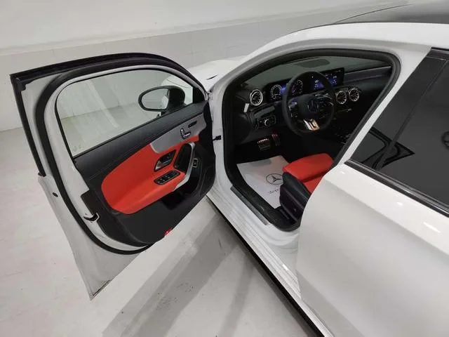 Mercedes-Benz A-Class AMG 2025 AMG A 35 L 4MATIC interior photo 16 Mercedes-Benz A-Class AMG 2025 AMG A 35 L 4MATIC interior photo 16