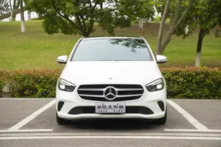 Mercedes-Benz B-Class 2020 B 200 Type dynamique extérieur photo 2 Mercedes-Benz B-Class 2020 B 200 Type dynamique extérieur photo 2