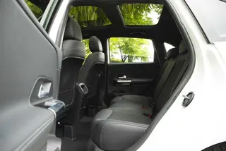 Mercedes-Benz B-Class 2020 B 200 Type dynamique intérieur photo 11 Mercedes-Benz B-Class 2020 B 200 Type dynamique intérieur photo 11