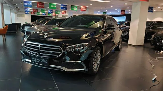 Mercedes-Benz E-Class 2022 E 300 L Luxury type Passenger car exterior photo 1 Mercedes-Benz E-Class 2022 E 300 L Luxury type Passenger car exterior photo 1
