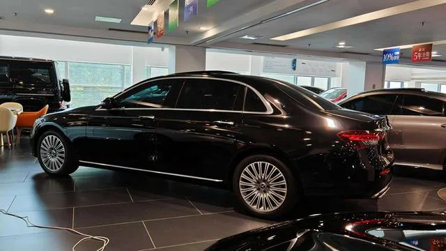 Mercedes-Benz E-Class 2022 E 300 L Luxury type Passenger car exterior photo 6 Mercedes-Benz E-Class 2022 E 300 L Luxury type Passenger car exterior photo 6