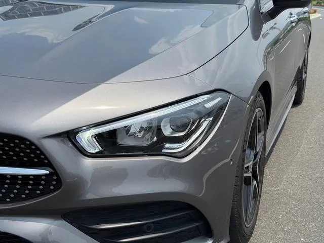 Mercedes-Benz CLA 2021 CLA 260 4MATIC Coupé à quatre portes extérieur photo 4 Mercedes-Benz CLA 2021 CLA 260 4MATIC Coupé à quatre portes extérieur photo 4