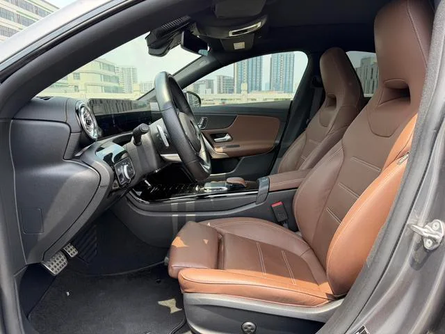 Mercedes-Benz CLA 2021 CLA 260 4MATIC Coupé à quatre portes extérieur photo 7 Mercedes-Benz CLA 2021 CLA 260 4MATIC Coupé à quatre portes extérieur photo 7