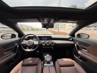 Mercedes-Benz CLA 2021 CLA 260 4MATIC Coupé à quatre portes intérieur photo 13 Mercedes-Benz CLA 2021 CLA 260 4MATIC Coupé à quatre portes intérieur photo 13