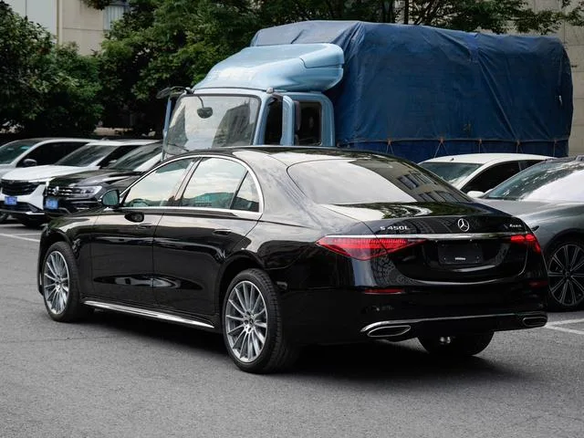 Mercedes-Benz S-Class 2023 S 450 L 4MATIC exterior photo 4 Mercedes-Benz S-Class 2023 S 450 L 4MATIC exterior photo 4