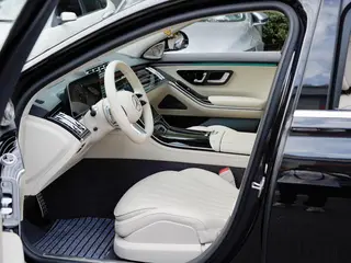 Mercedes-Benz S-Class 2023 S 450 L 4MATIC interior photo 12 Mercedes-Benz S-Class 2023 S 450 L 4MATIC interior photo 12