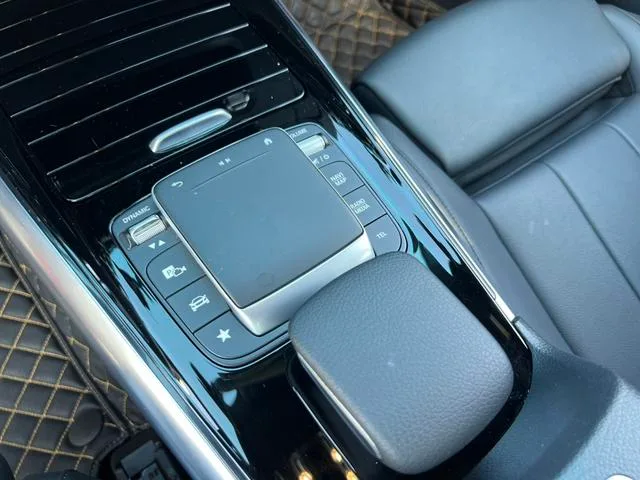 Mercedes-Benz B-Class 2021 B 200 Fashionable interior photo 17 Mercedes-Benz B-Class 2021 B 200 Fashionable interior photo 17